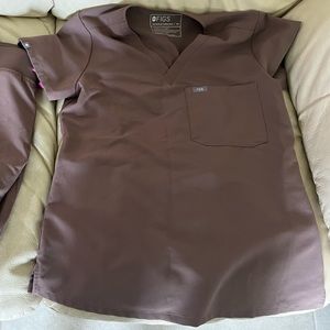 Figs Catarina top limited edition smokey taupe